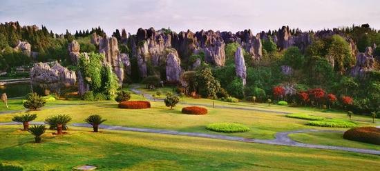 昆明石林拓展訓(xùn)練基地