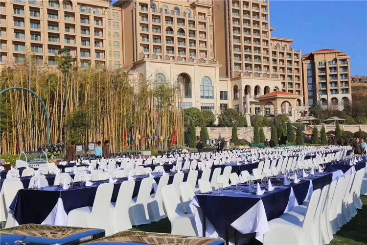 玉溪撫仙湖希爾頓酒店  湖畔草坪邀約共享傍晚涼風(fēng)  團(tuán)建-晚宴BBQ-完美婚禮-品牌發(fā)布會-首選之地