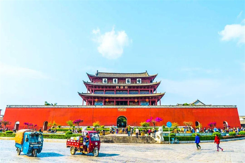 除了大理、麗江  云南還有這些古城