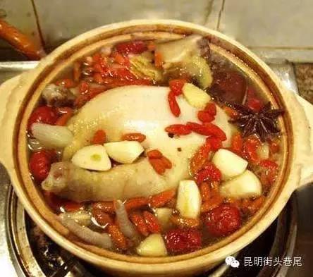 云南25個少數民族，一族一道菜，好吃到沒脾氣！    昆明會展策劃