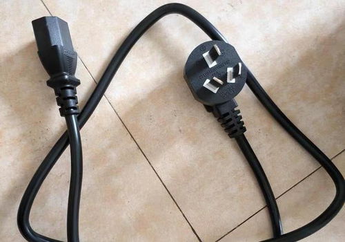 電腦顯示器電源線與電飯鍋電源線能否通用？一篇講透線材原理與安全